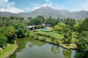 Top Homestay Sóc Sơn Đẹp Nhất 2026 – Gần Hà Nội, View Rừng Thông, Có Bể Bơi
